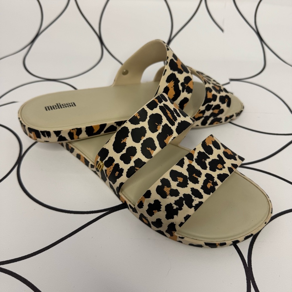 Women's Melissa Leopard Sandal/Slides size 9